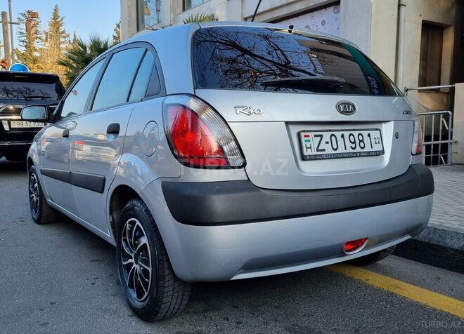 Kia Rio 2006, 233,000 km - 1.5 l - Bakı