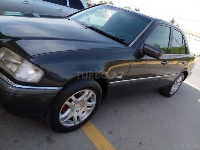 Mercedes C 220 1995, 355,000 km - 2.2 l - Bakı