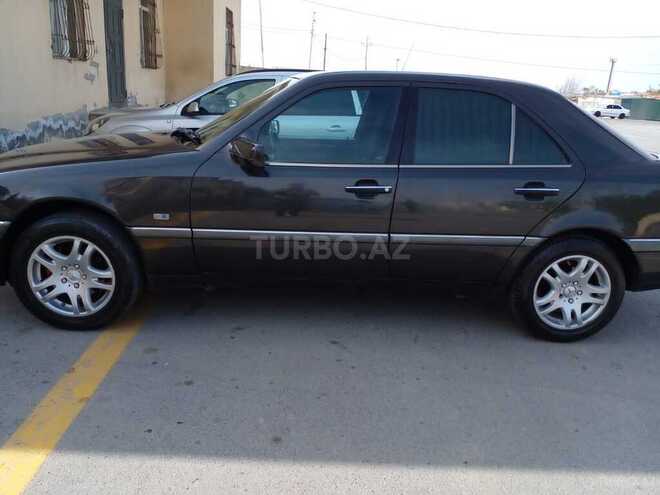Mercedes C 220 1995, 355,000 km - 2.2 l - Bakı