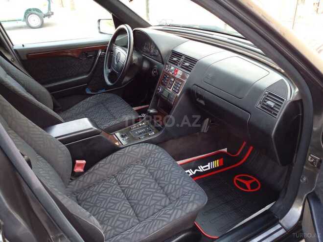 Mercedes C 220 1995, 355,000 km - 2.2 l - Bakı
