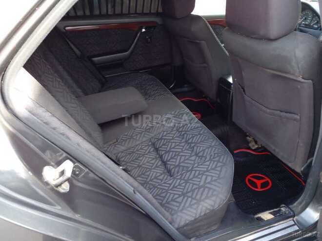 Mercedes C 220 1995, 355,000 km - 2.2 l - Bakı