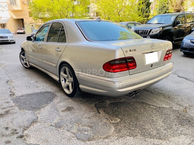 Mercedes E 320 2001, 172,116 km - 3.2 л - Bakı