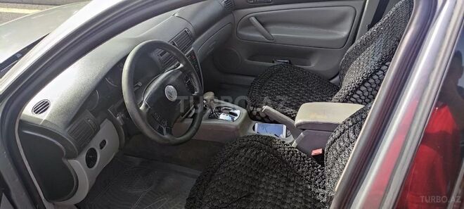 Volkswagen Passat 2003, 326,850 km - 1.8 л - Gəncə