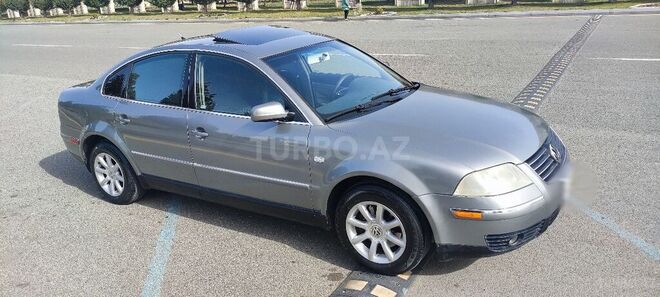 Volkswagen Passat 2003, 326,850 km - 1.8 л - Gəncə
