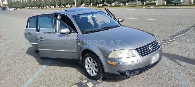 Volkswagen Passat 2003, 326,850 km - 1.8 л - Gəncə