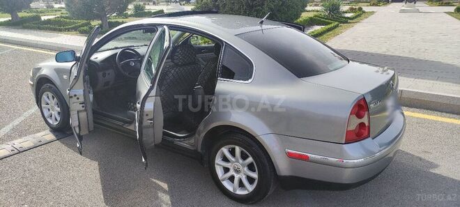 Volkswagen Passat 2003, 326,850 km - 1.8 л - Gəncə