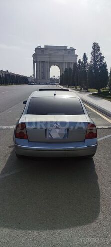 Volkswagen Passat 2003, 326,850 km - 1.8 л - Gəncə