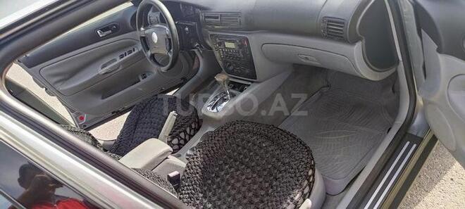 Volkswagen Passat 2003, 326,850 km - 1.8 л - Gəncə