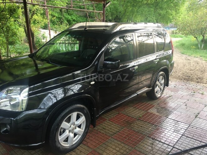 Nissan X-Trail 2008, 200,000 km - 2.5 l - Masallı