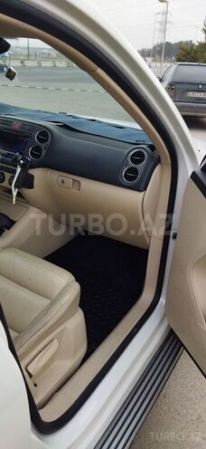 Volkswagen Tiguan 2009, 212,222 km - 2.0 l - Sumqayıt