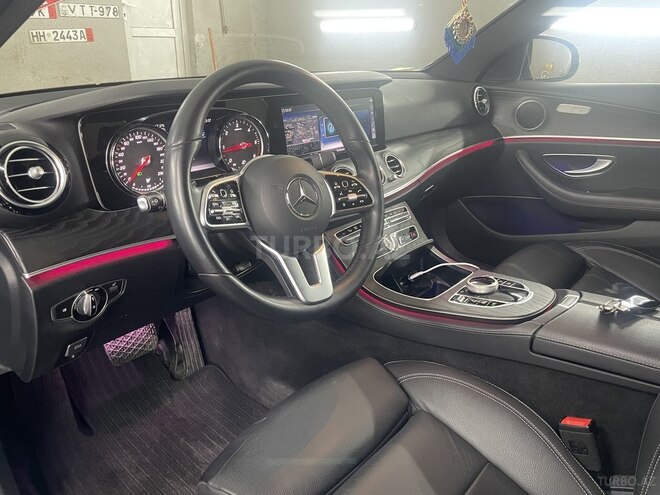 Mercedes E 220 2019, 31,400 km - 2.2 л - Bakı
