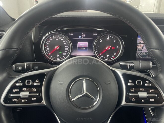Mercedes E 220 2019, 31,400 km - 2.2 л - Bakı