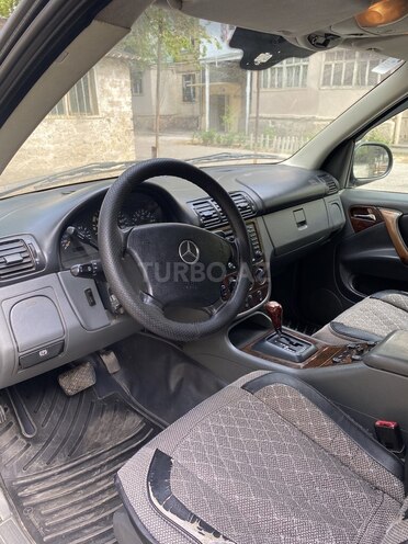 Mercedes ML 320 1999, 240,000 km - 3.2 л - Bakı