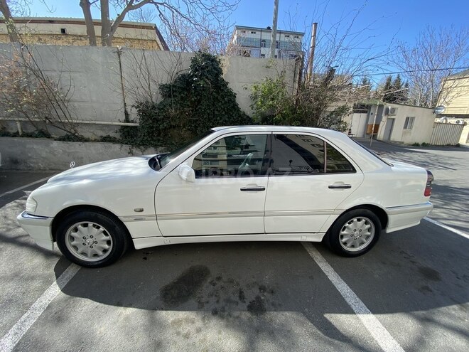 Mercedes C 240 1998, 214,000 km - 2.4 l - Bakı