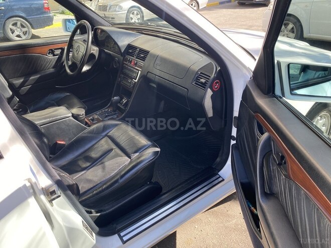 Mercedes C 240 1998, 214,000 km - 2.4 l - Bakı