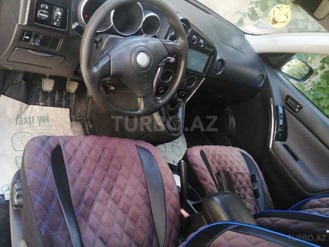 Toyota Matrix 2003, 185,000 km - 1.8 л - Bakı