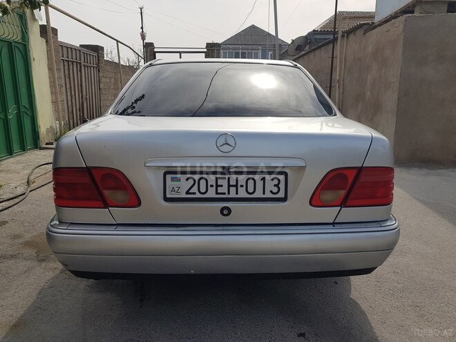 Mercedes E 230 1995, 566,400 km - 2.3 l - Bakı