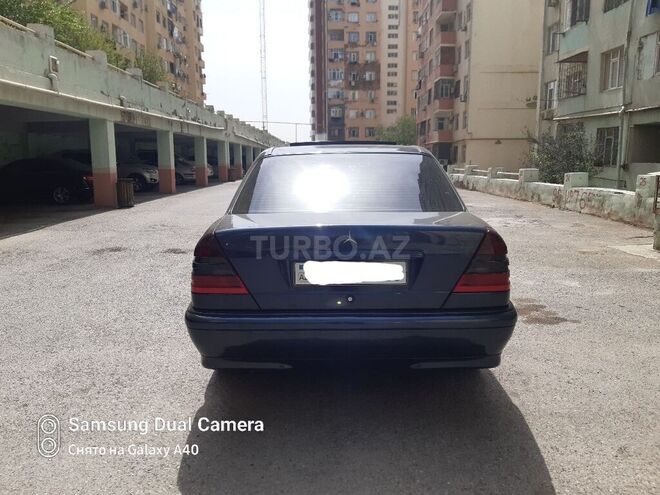 Mercedes C 240 1999, 250,000 km - 2.4 л - Xırdalan