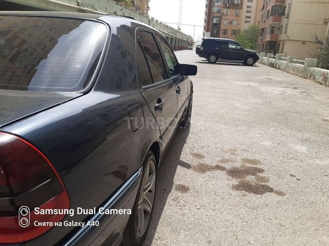 Mercedes C 240 1999, 250,000 km - 2.4 л - Xırdalan