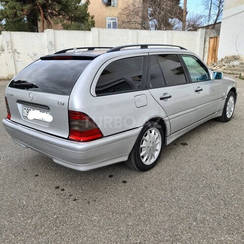 Mercedes C 220 2000, 280,000 km - 2.2 l - Bakı
