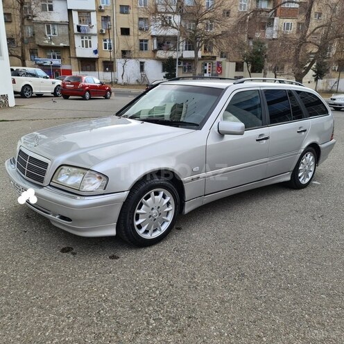 Mercedes C 220 2000, 280,000 km - 2.2 l - Bakı