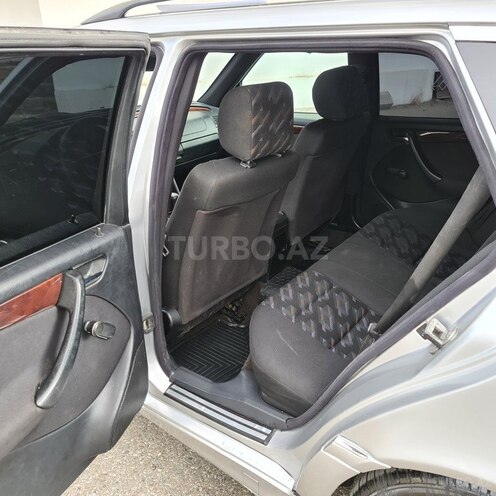 Mercedes C 220 2000, 280,000 km - 2.2 l - Bakı