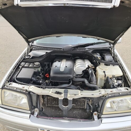 Mercedes C 220 2000, 280,000 km - 2.2 l - Bakı