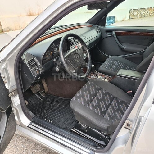 Mercedes C 220 2000, 280,000 km - 2.2 l - Bakı