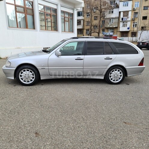 Mercedes C 220 2000, 280,000 km - 2.2 l - Bakı