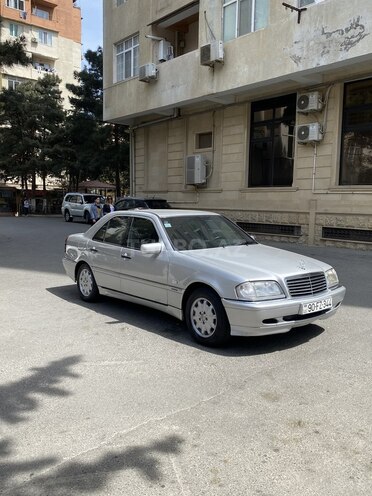 Mercedes C 240 1998, 430,000 km - 2.4 l - Bakı