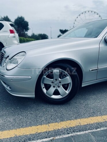 Mercedes E 280 2005, 225,300 km - 3.0 l - Bakı