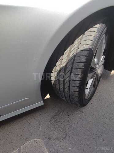 Mercedes E 220 2011, 250,000 km - 2.2 l - Bakı