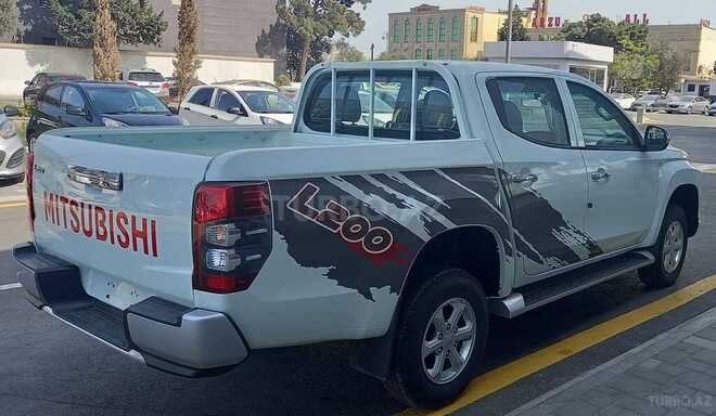 Mitsubishi L200 2021, 0 km - 2.4 л - Bakı