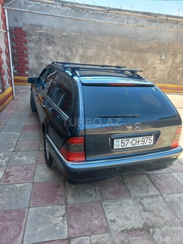 Mercedes C 180 1999, 270,000 km - 1.8 л - Tovuz