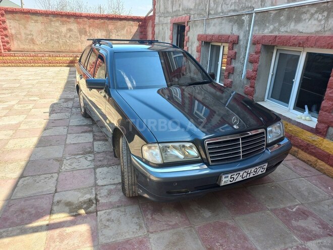 Mercedes C 180 1999, 270,000 km - 1.8 л - Tovuz