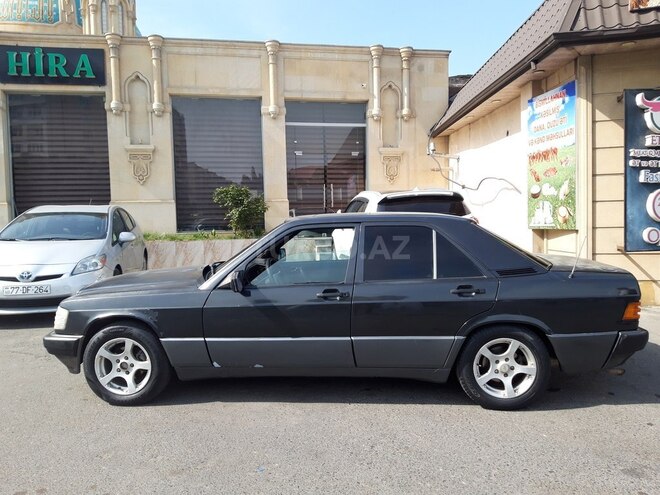 Mercedes 190 1991, 358,744 km - 2.0 л - Bakı