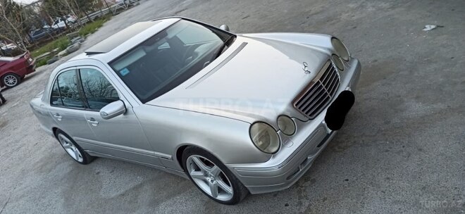 Mercedes E 240 2001, 300,000 km - 2.6 l - Bakı