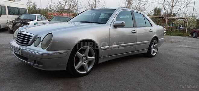 Mercedes E 240 2001, 300,000 km - 2.6 l - Bakı