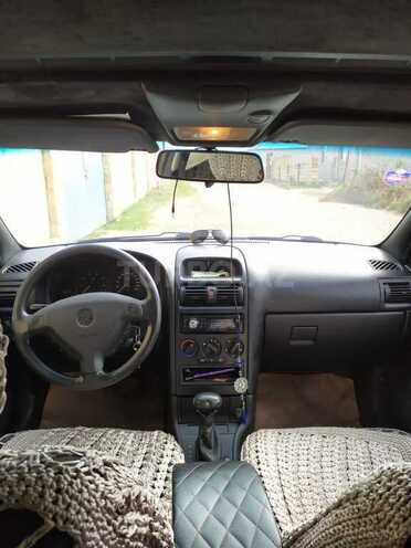 Opel Astra 2000, 500,555 km - 2.0 l - Şabran