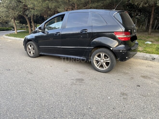 Mercedes B 180 2009, 570,000 km - 1.7 l - Bakı