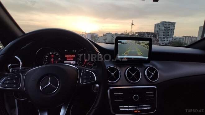 Mercedes CLA 250 2018, 63,500 km - 2.0 l - Bakı