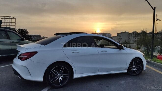 Mercedes CLA 250 2018, 63,500 km - 2.0 l - Bakı