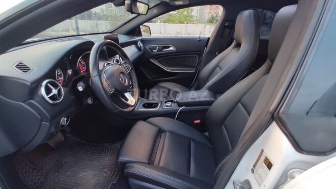 Mercedes CLA 250 2018, 63,500 km - 2.0 l - Bakı