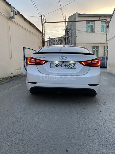 Hyundai Elantra 2016, 170,000 km - 1.8 л - Bakı