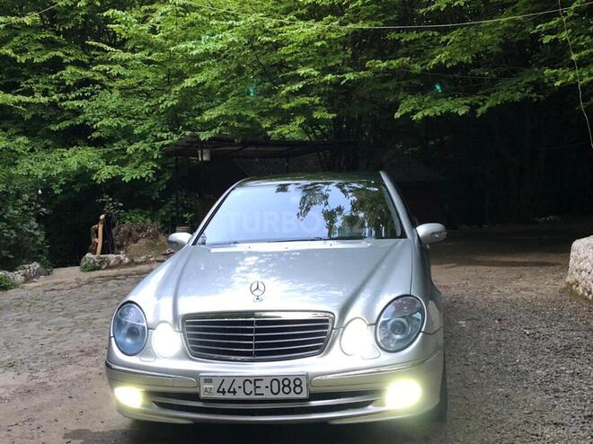 Mercedes E 240 2004, 290,000 km - 2.4 l - Masallı