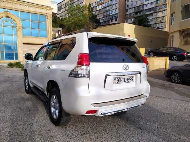 Toyota Prado 2010, 137,100 km - 2.7 l - Bakı