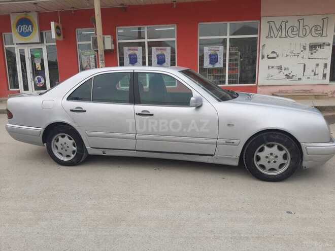 Mercedes E 220 1996, 20,000 km - 2.2 l - Bakı