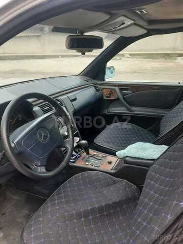 Mercedes E 220 1996, 20,000 km - 2.2 l - Bakı