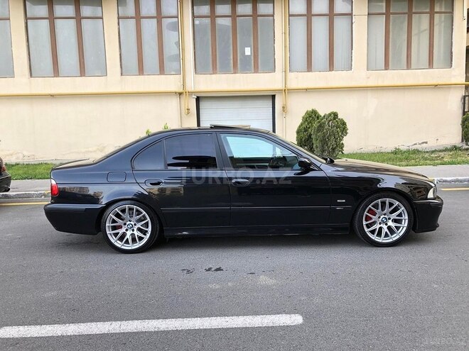BMW 525 2002, 243,000 km - 2.5 л - Bakı