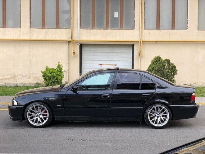 BMW 525 2002, 243,000 km - 2.5 л - Bakı